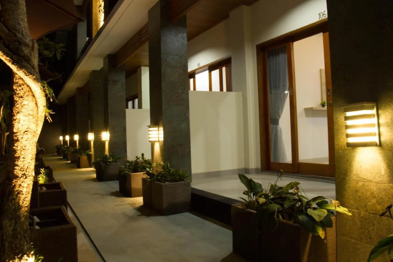 Отель D Sarian Seminyak 3*, Семиньяк